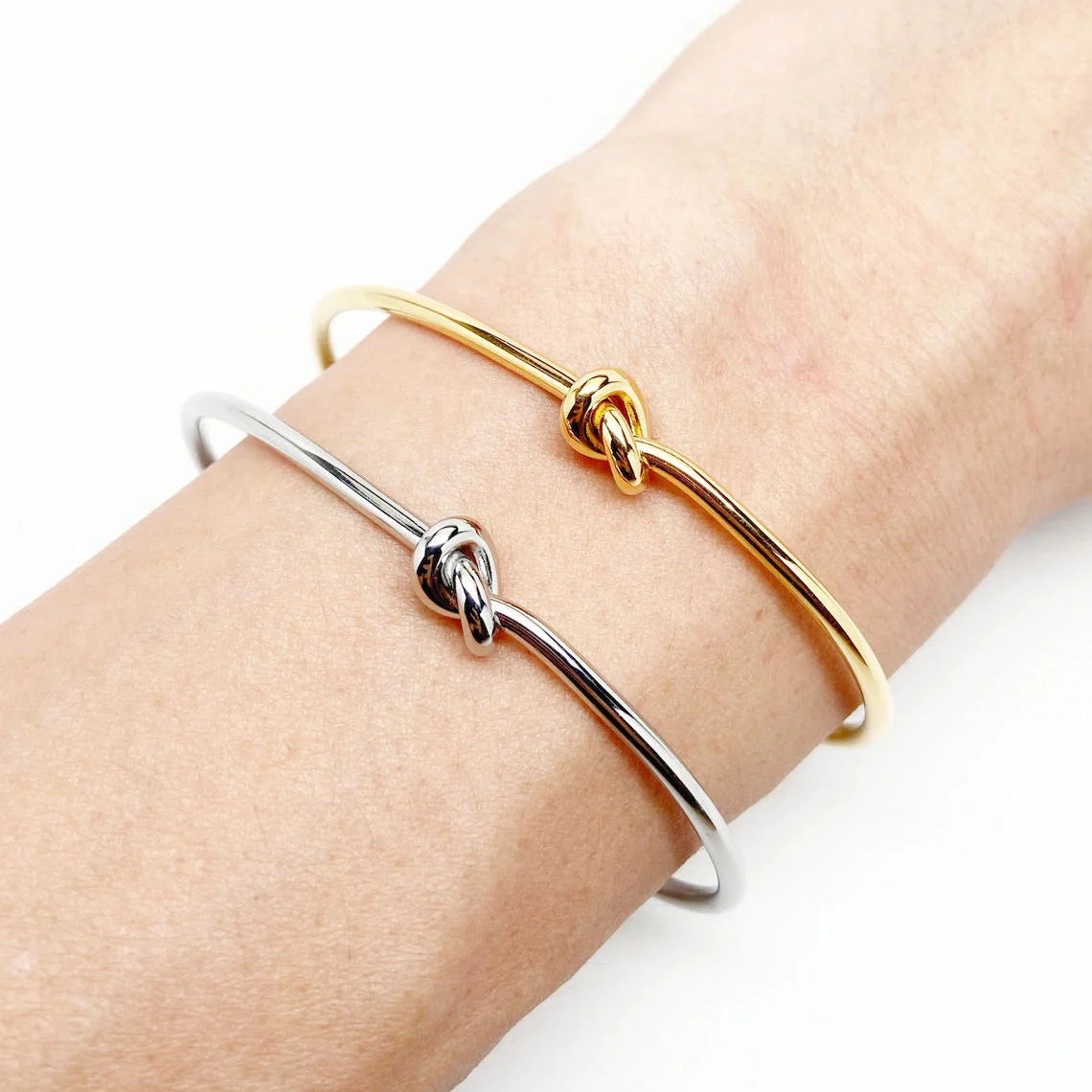 Love knot bracelet