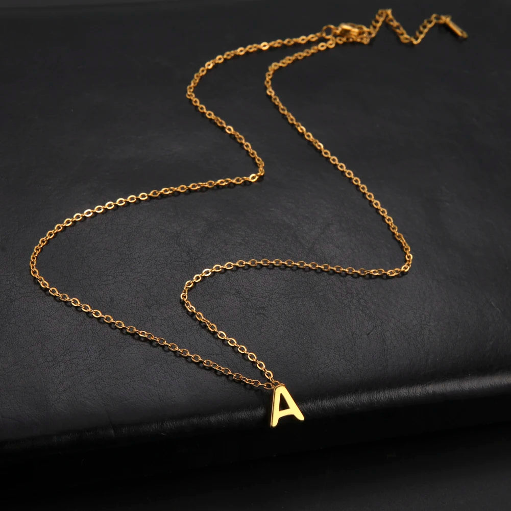 Letter pendant necklace