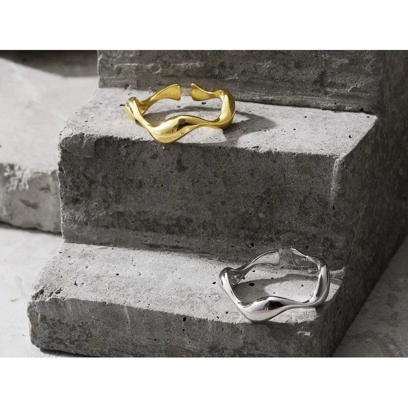 Irregular wave ring