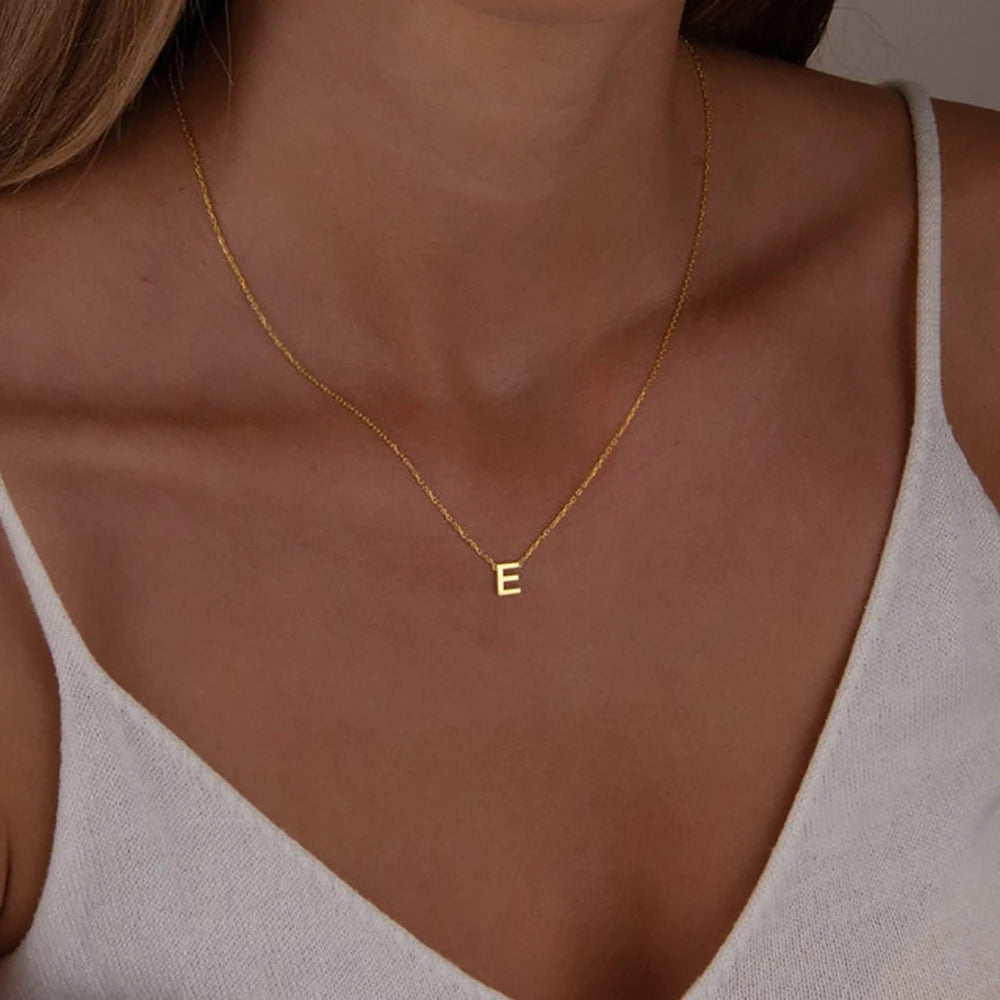 Letter pendant necklace